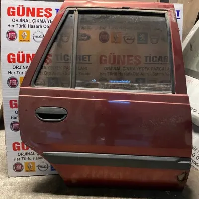 Dacia Solenza Çıkma Sağ Arka Kapı