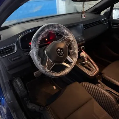 Renault Clio 5.5 Alpin Paket Komple Dolu Çıkma Ön Göğüs